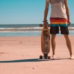 Photo Skateboarders on beach
